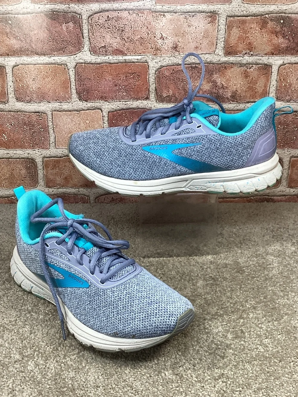 Brooks Anthem 3 Women’s running shoes sneakers size 8.5